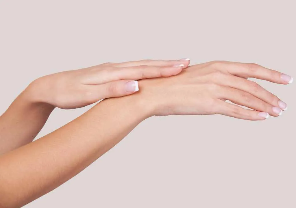 Natural Remedy for Wrinkled Hands
