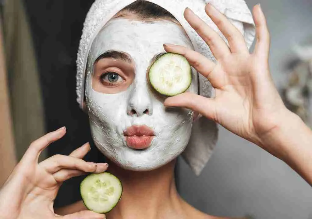 How to Make Your Own Face Mask